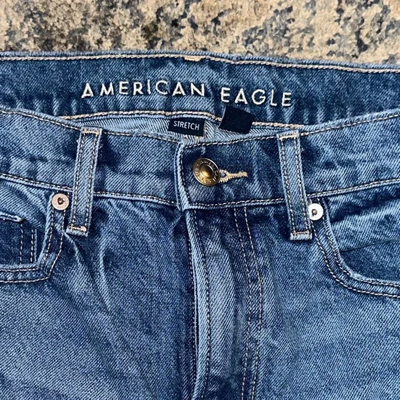 American Eagle Super High Rise Straight fit jeans size 6 short - Picture 2 of 5
